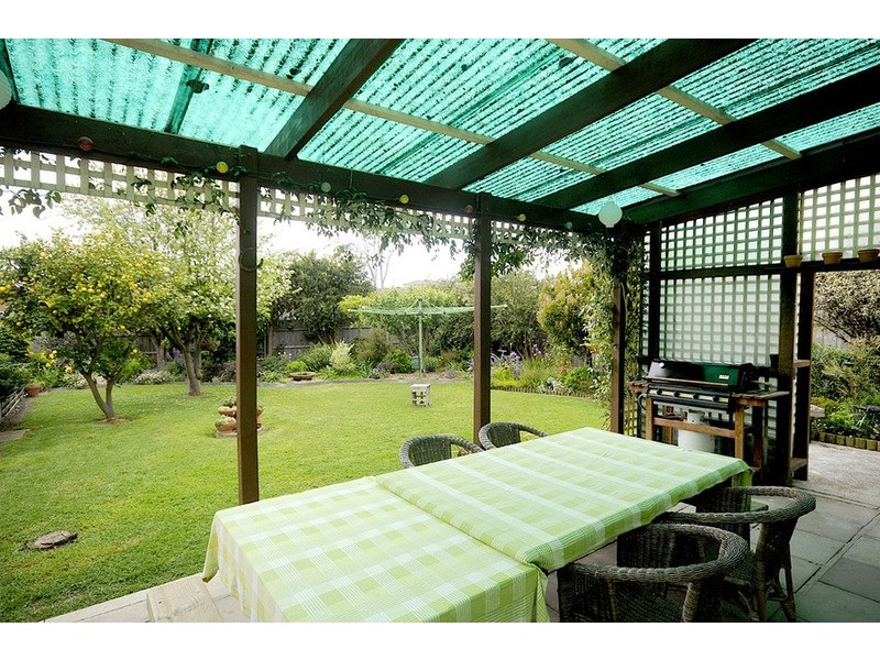 35 Yarramundi Drive, Clifton Springs VIC 3222