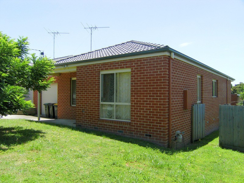 2/1 Barongarook Drive, Clifton Springs VIC 3222