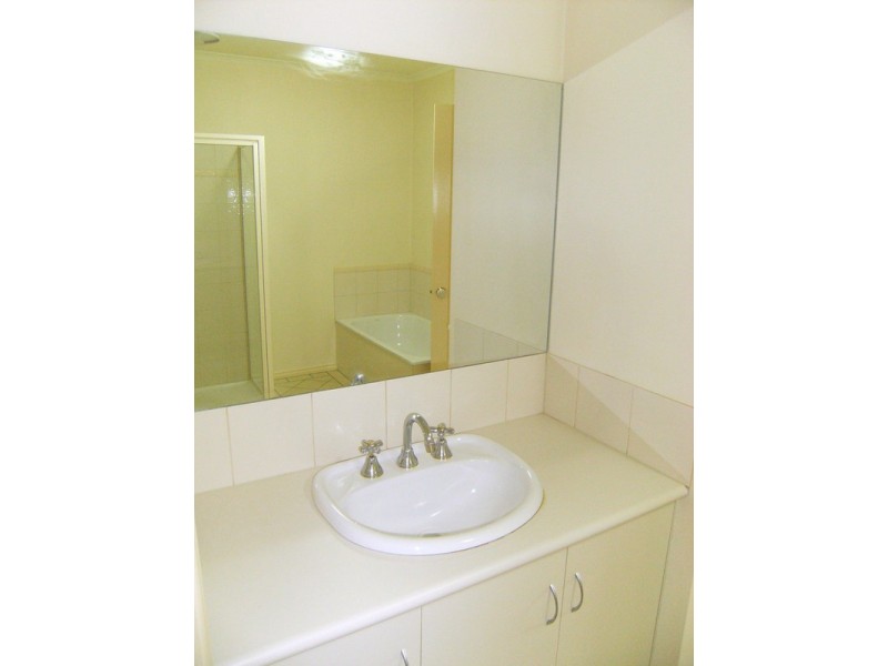 2/1 Barongarook Drive, Clifton Springs VIC 3222