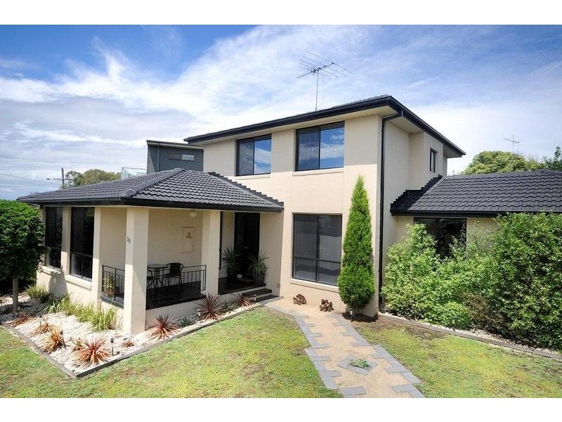 30 Darrambal Crescent, Leopold VIC 3224