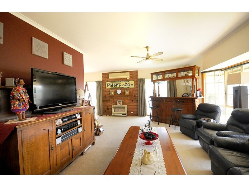 26 Rebecca Drive, Leopold VIC 3224