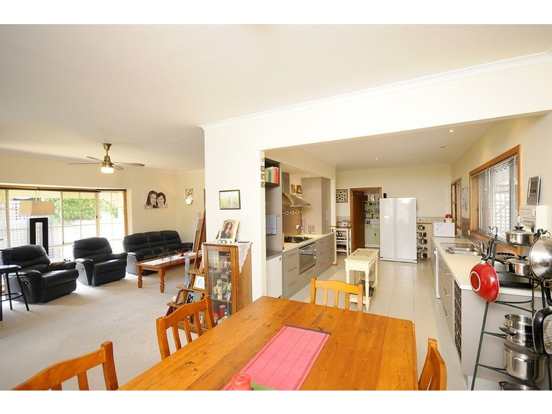 26 Rebecca Drive, Leopold VIC 3224