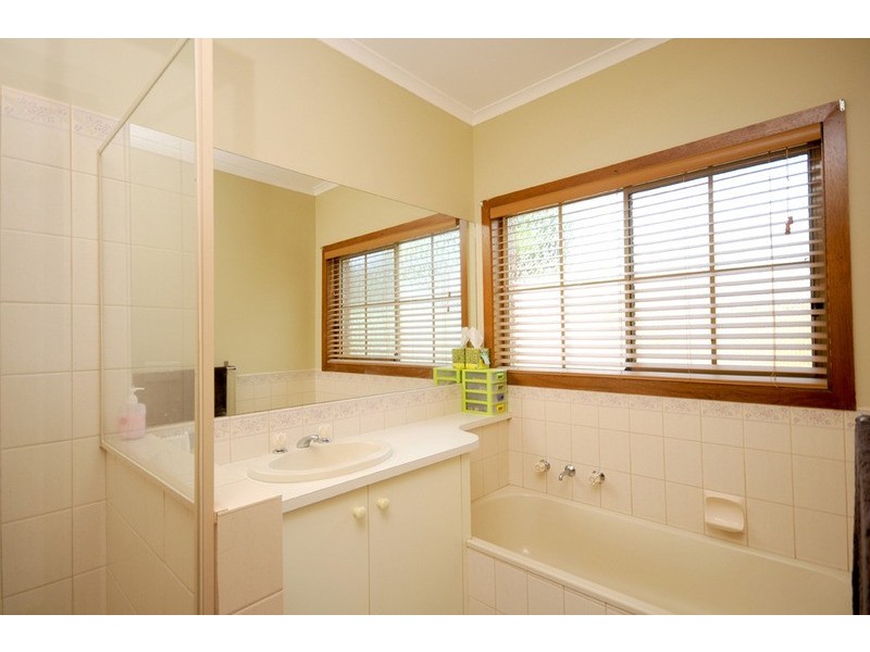 26 Rebecca Drive, Leopold VIC 3224