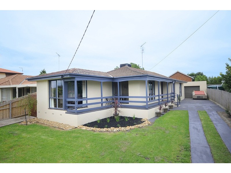 18 Bunganowee Drive, Clifton Springs VIC 3222