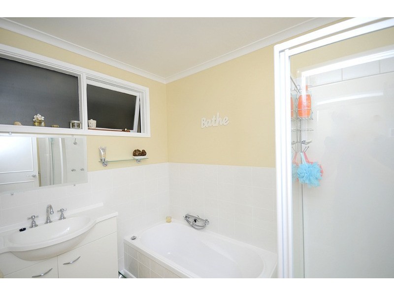 18 Bunganowee Drive, Clifton Springs VIC 3222