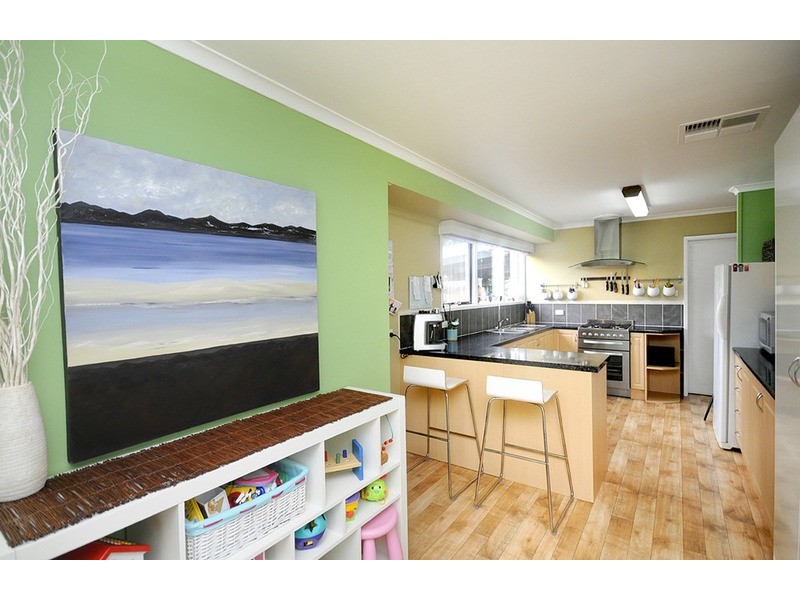 18 Bunganowee Drive, Clifton Springs VIC 3222