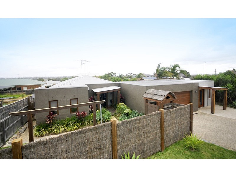 11 Moonaree Road, Leopold VIC 3224