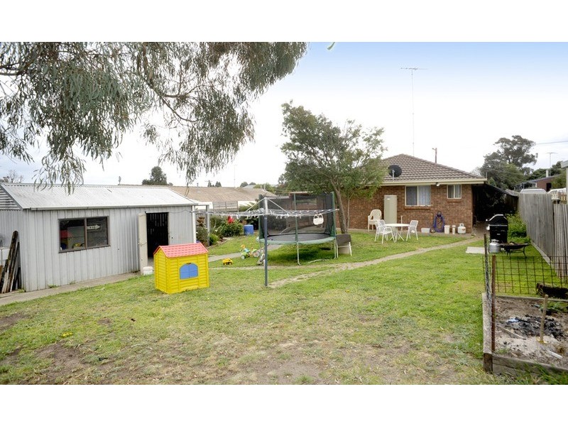 32 Gumbowie Avenue, Clifton Springs VIC 3222
