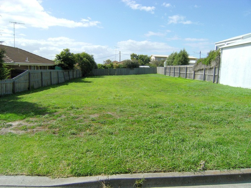 23 Caravel Avenue, Clifton Springs VIC 3222