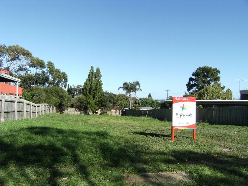 12 Mirrabooka Drive, Clifton Springs VIC 3222