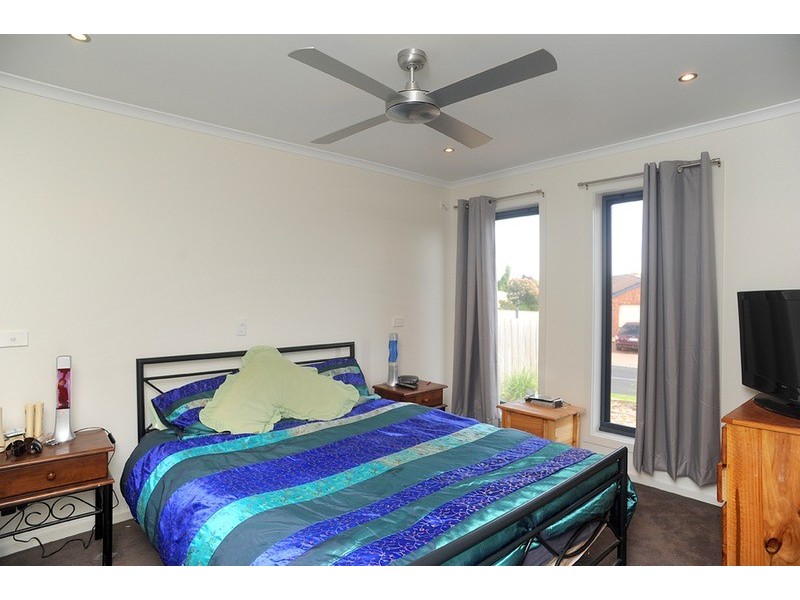 33 Mirrabooka Drive, Clifton Springs VIC 3222