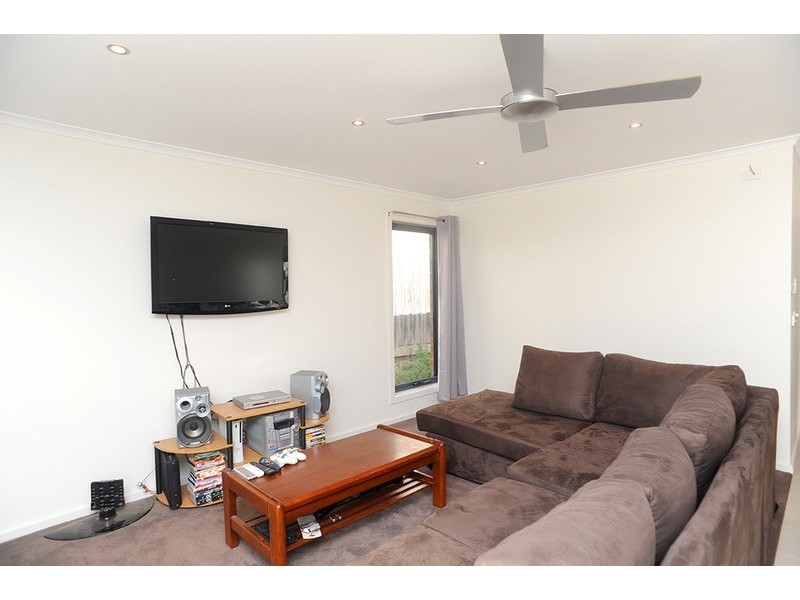 33 Mirrabooka Drive, Clifton Springs VIC 3222