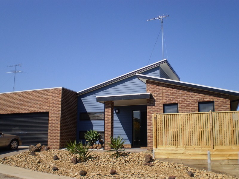 57 Narawi Avenue, Clifton Springs VIC 3222