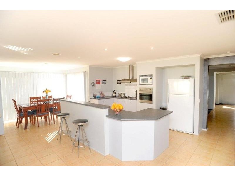 48 Cypress Crescent, Leopold VIC 3224