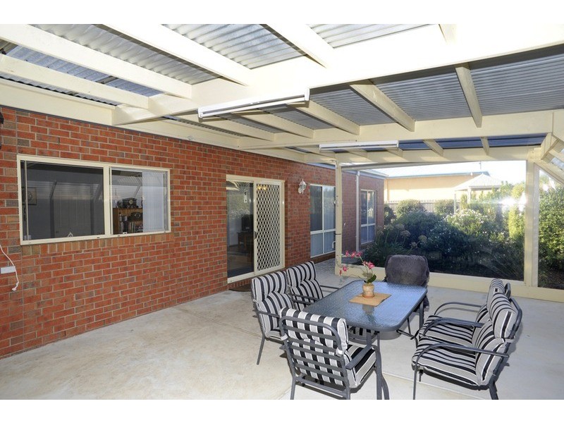 17 Eastwood Crescent, Drysdale VIC 3222