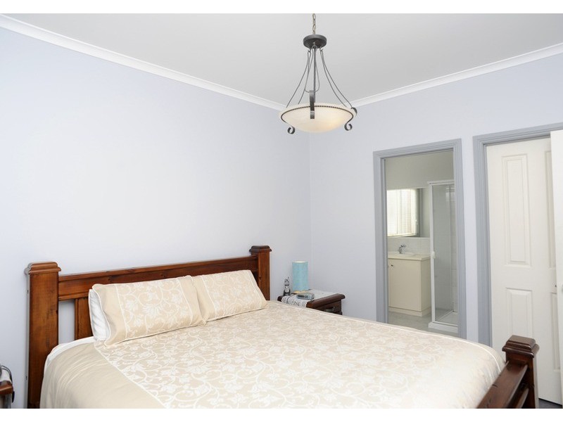 17 Eastwood Crescent, Drysdale VIC 3222