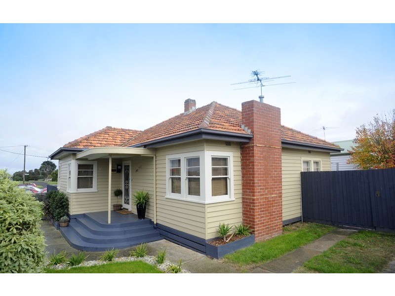 311 Torquay Road, Grovedale VIC 3216