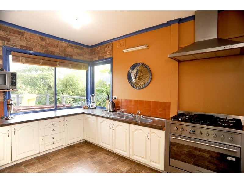 122 Bay Shore Avenue, Clifton Springs VIC 3222