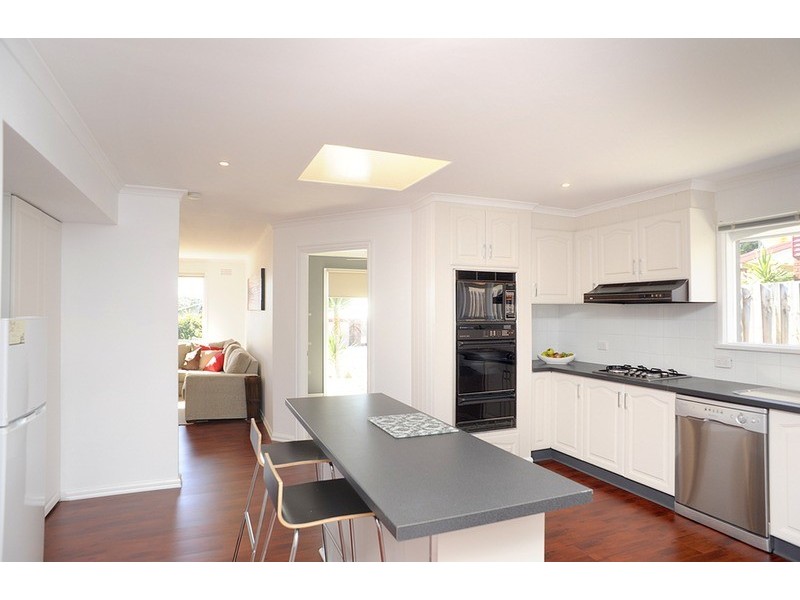 10 Goondiwindi Avenue, Clifton Springs VIC 3222