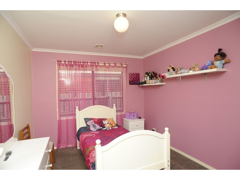 9 Alcott Road, St Albans Park VIC 3219