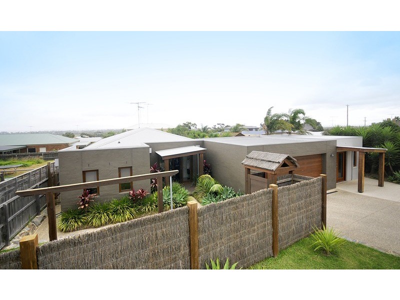 11 Moonaree Road, Leopold VIC 3224