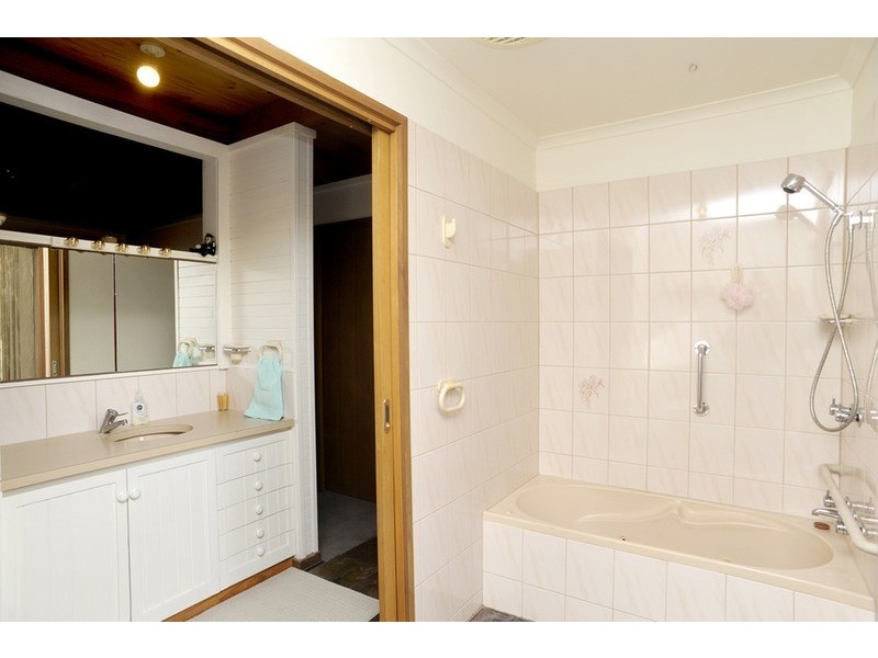 3 Maraboora Avenue, Clifton Springs VIC 3222