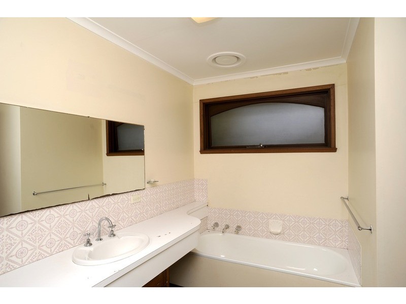 104 Kensington Road, Leopold VIC 3224