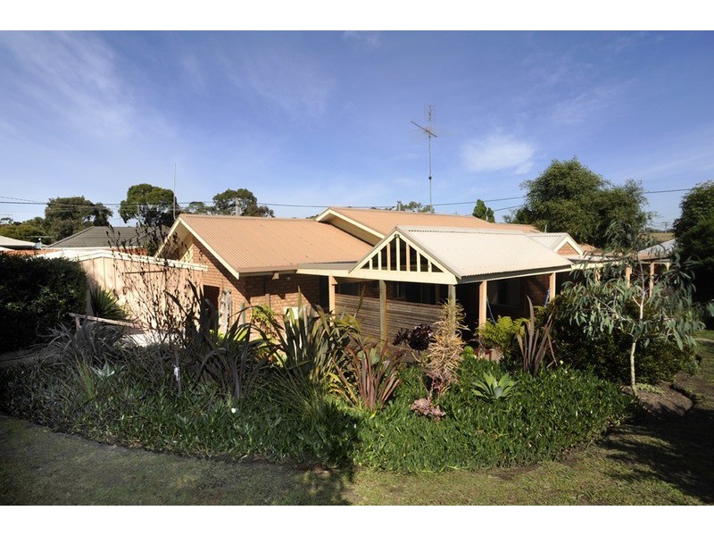 13 Kadumba Avenue, Clifton Springs VIC 3222