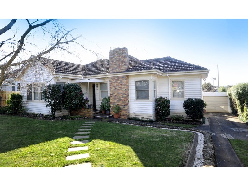 76 Shackleton Street, Belmont VIC 3216