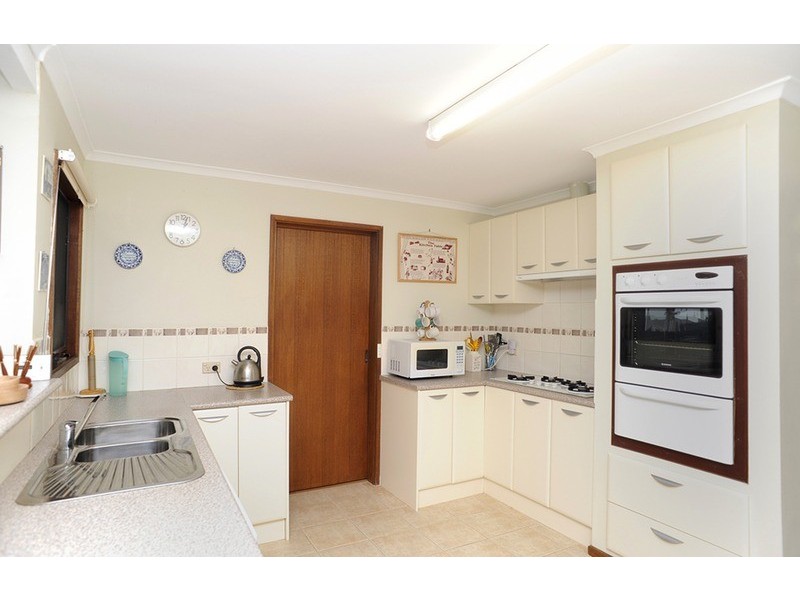 46 Beacon Point  Road, Clifton Springs VIC 3222