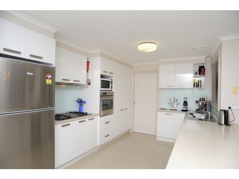 54 Kensington Road, Leopold VIC 3224