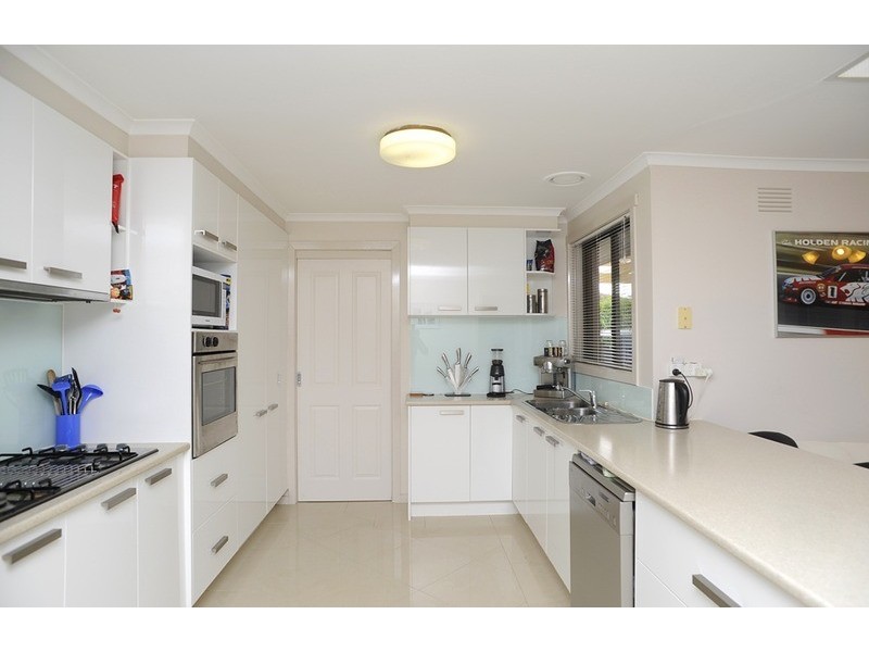 54 Kensington Road, Leopold VIC 3224