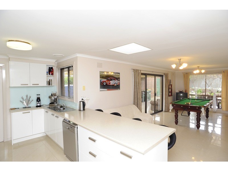 54 Kensington Road, Leopold VIC 3224