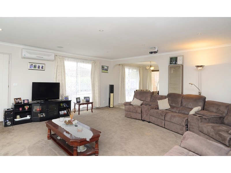 54 Kensington Road, Leopold VIC 3224