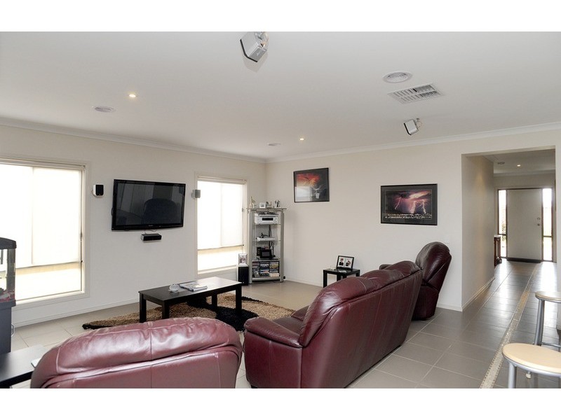 30 Pollard Drive, Leopold VIC 3224