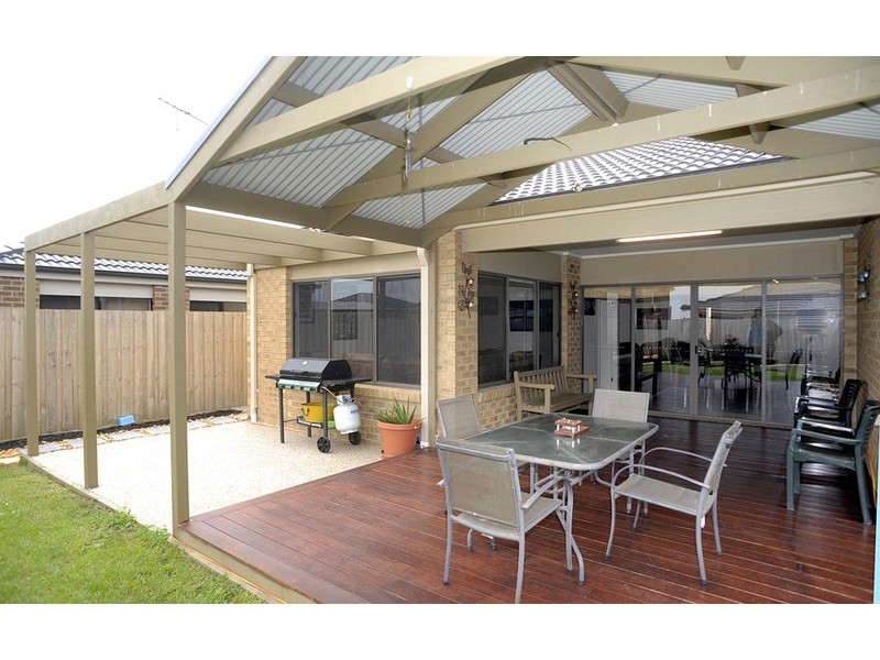 30 Pollard Drive, Leopold VIC 3224