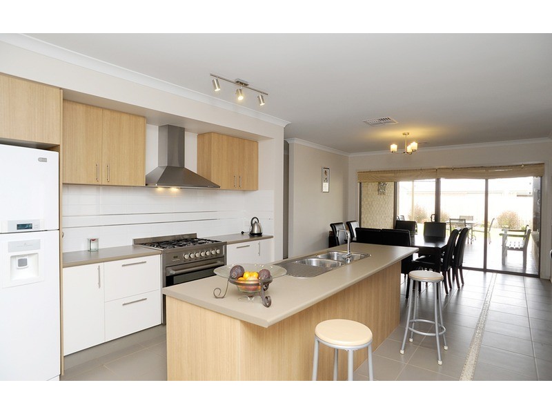 30 Pollard Drive, Leopold VIC 3224