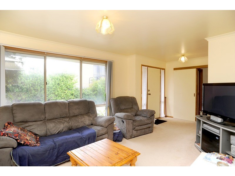 8 Narawi Avenue, Clifton Springs VIC 3222