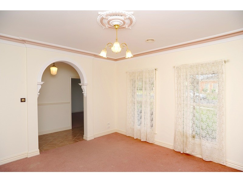 23 Huon  Crescent, Leopold VIC 3224