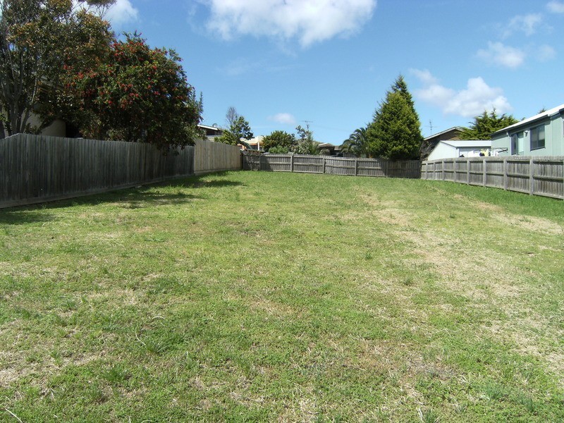 8 Tarpeena Way, Clifton Springs VIC 3222