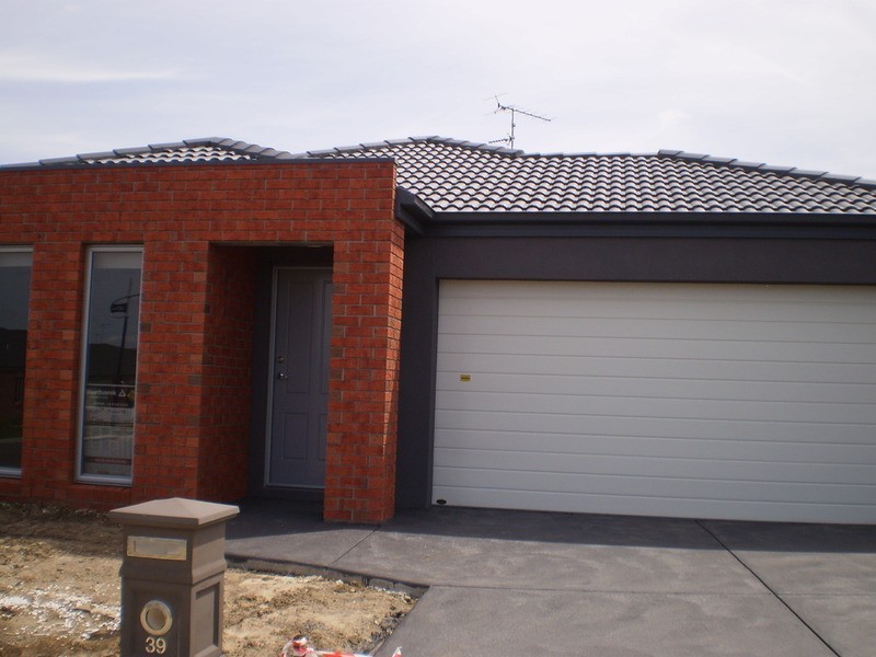 39 Hill Climb  Drive, Leopold VIC 3224