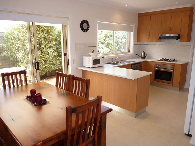 3/28 Townview  Court, Leopold VIC 3224