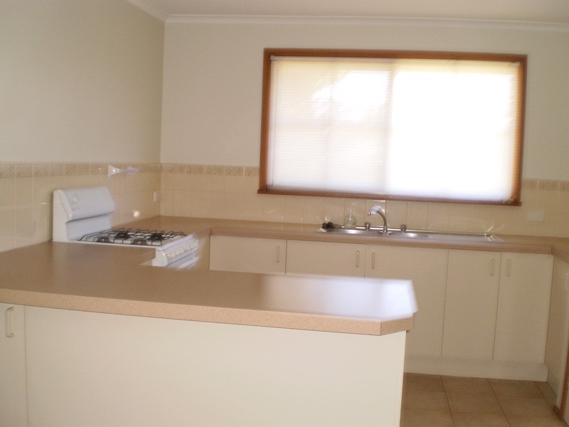 3 Chenin  Mews, Waurn Ponds VIC 3216