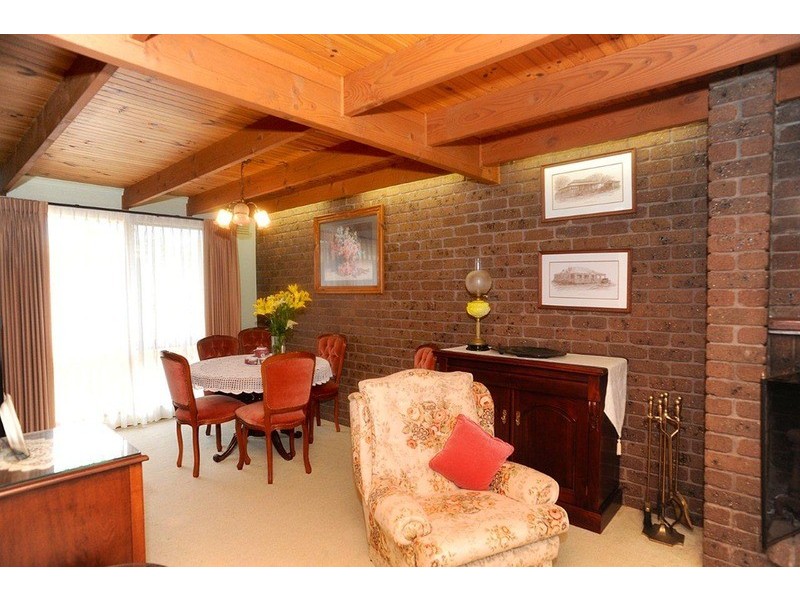 4 Loupe Crescent, Leopold VIC 3224