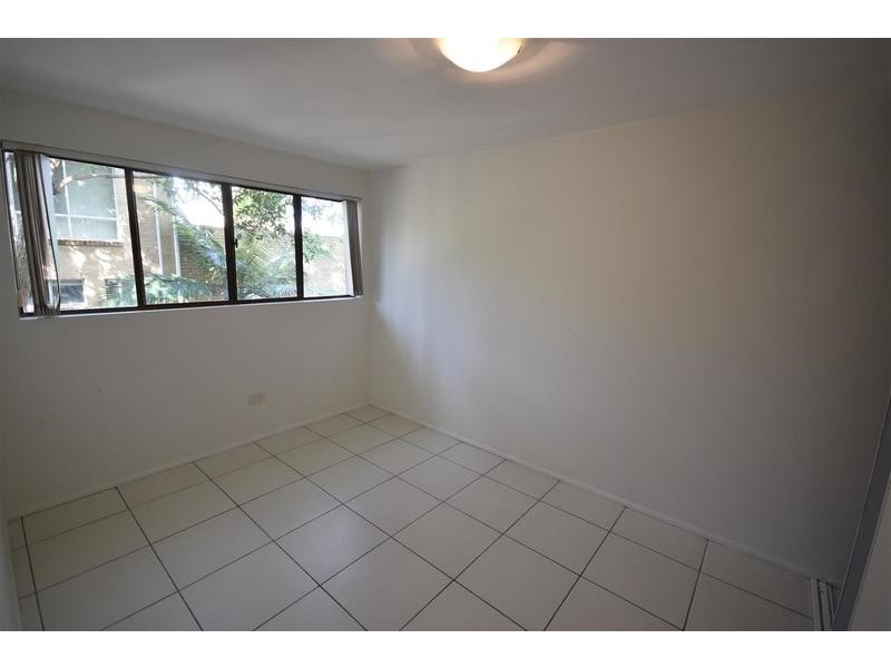 2/15 Katharina Street, Noosa Heads QLD 4567