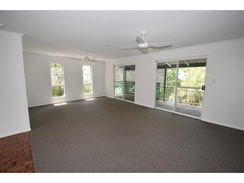 4 Naturi Street, Noosa Heads QLD 4567