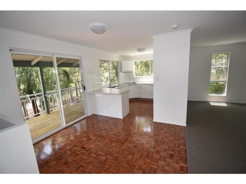 4 Naturi Street, Noosa Heads QLD 4567