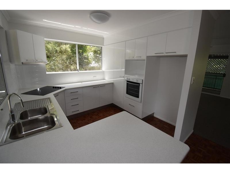 4 Naturi Street, Noosa Heads QLD 4567