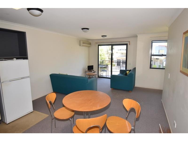 570/3 Hilton Terrace, Noosaville QLD 4566