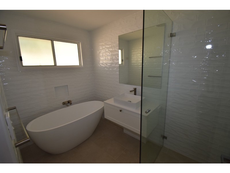 94 Pacific Avenue, Sunshine Beach QLD 4567